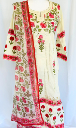 OFF WHITE KURTA SET WITH PRINTED KOTA DORIA DUPATTA