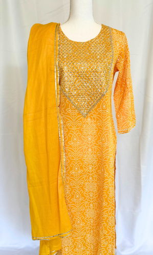 YELLOW COTTON BANDHANI PRINT SUIT SET WITH WHITE PANTS